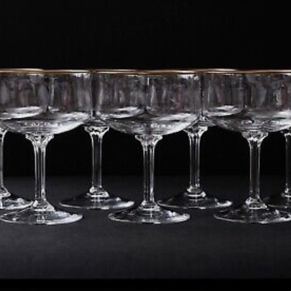 Set of 4 Lenox champagne/tall sherbet glasses in the pattern “intrigue” - Picture 3 of 4